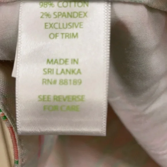 Lilly Pulitzer Clifton short - Picture 9 of 14